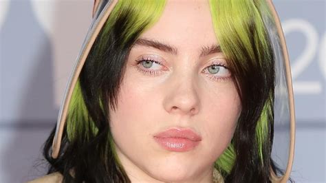 billie desnuda|Billie Eilish se desnuda para criticar el body shaming